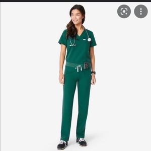 Figs hunter green limited edition Livingston scrub bottoms size small tall